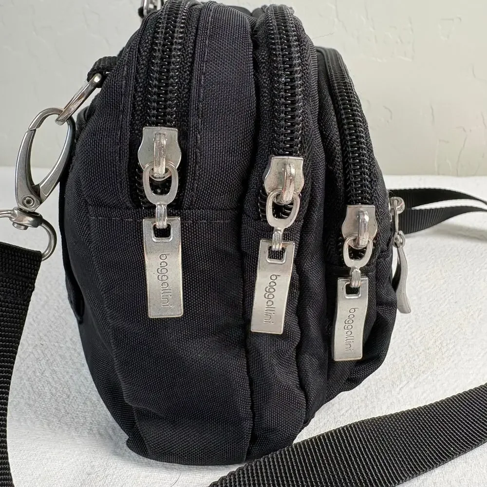 Baggallini Triple Zip Bagg Black Nylon Crossbody Travel Organizer Adjustable